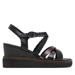Sandały Tamaris. Czarne sandały damskie Tamaris, bez wzorów, bez obcasa, na koturnie, bez zapięcia. Za 249.99 zł.