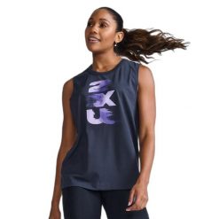 Damski tank top 2XU Form. Niebieskie koszulki sportowe damskie 2XU, bez wzorów, sportowe, bez kołnierzyka. Za 241.00 zł.