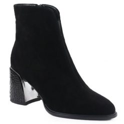 Skórzane botki damskie na ozdobnym obcasie czarne Vinceza 66801. Czarne botki damskie VINCEZA, z nubiku, eleganckie, bez obcasa, bez zapięcia. Za 259.99 zł.