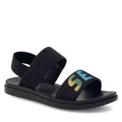 Sandały Nelli Blu. Czarne sandały dziewczęce Nelli Blu, bez zapięcia. Za 69.99 zł.