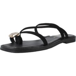 Sandały CARMELA 163291C Czarny. Czarne obuwie sportowe damskie Carmela, bez wzorów, ze skóry, trekkingowe. Za 208.99 zł.