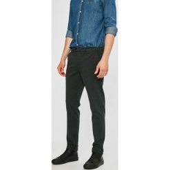 Marciano Guess - Spodnie. Eleganckie spodnie męskie marki Giacomo Conti. W wyprzedaży za 239.90 zł.