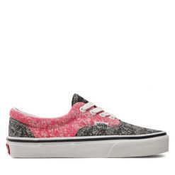Tenisówki Vans. Czarne trampki i tenisówki chłopięce Vans, bez wzorów, bez zapięcia. Za 259.99 zł.