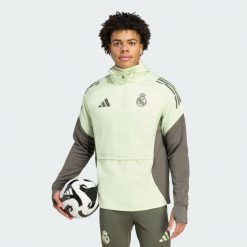 Bluza Real Madryt Tiro 25 Competition Winterized Top. Zielone bluzy męskie Adidas, xl, bez wzorów, z dresówki, bez kaptura. Za 369.00 zł.