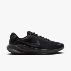 Buty do biegania męskie Nike Revolution 7. Czarne buty sportowe męskie Nike, z materiału, bez zapięcia, do biegania, nike revolution. W wyprzedaży za 325.65 zł.
