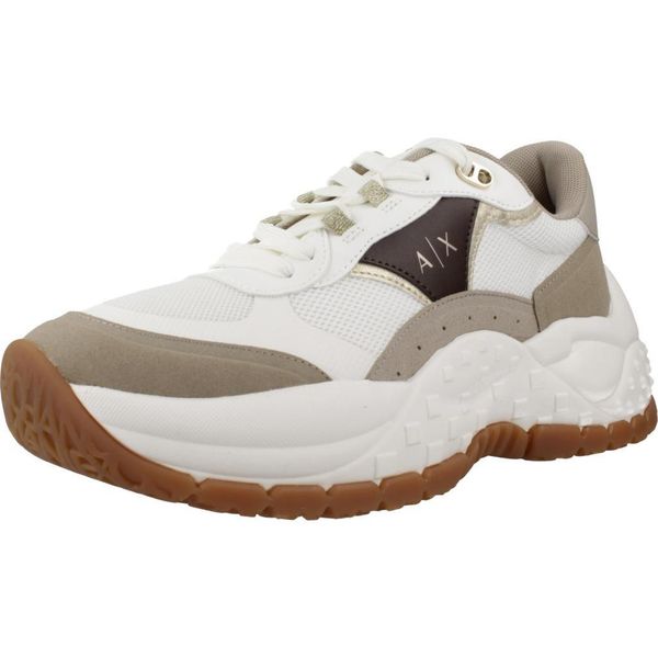 Buty ARMANI EXCHANGE XDX171 XV898 Biały. Białe obuwie sportowe damskie Armani Exchange, bez wzorów, z syntetyku, trekkingowe. Za 618.99 zł.