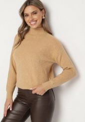 Brązowy Sweter Golf z Ozdobnym Tłoczeniem Zakończony Ściągaczem Melodiea. Brązowe swetry damskie Born2be, bez wzorów, z jeansu, klasyczne, bez kołnierzyka, bez ramiączek, bez kaptura. Za 49.99 zł.