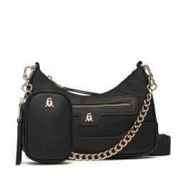 Torebka Steve Madden. Czarne torebki do ręki damskie Steve Madden, bez wzorów, klasyczne, bez dodatków. Za 349.99 zł.