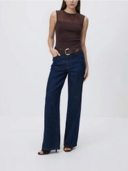 Bluzka z wiskozą - brązowy. Brązowe bluzki damskie Reserved, l, bez wzorów, z lyocellu, bez kołnierzyka, bez ramiączek. Za 99.99 zł.