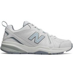 Skórzane Buty Sportowe Dla Kobiet. Białe obuwie sportowe damskie New Balance, bez wzorów. Za 655.99 zł.