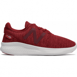 New Balance KACSTDCY. Buty sportowe chłopięce marki New Balance. W wyprzedaży za 139.99 zł.