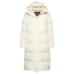 Damska długa kurtka z kapturem Superdry. Białe kurtki damskie Superdry., bez wzorów, z kapturem. Za 851.75 zł.