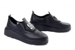 T.SOKOLSKI KEN J26-416 BLK czarny, półbuty damskie. Czarne półbuty damskie T.Sokolski, bez wzorów, ze skóry, bez obcasa, bez zapięcia. Za 199.90 zł.