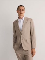 Marynarka regular fit z wiskozą - beżowy. Brązowe marynarki męskie Reserved, bez wzorów, z tkaniny. Za 359.99 zł.