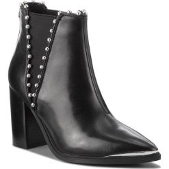 Botki STEVE MADDEN - Himmer Ankleboot SM11000069-03001-017 Black Leather. Kozaki damskie marki Steve Madden. W wyprzedaży za 429.00 zł.