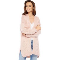 Sweter kardigan z splotem ls211. Czarne kardigany damskie Lemoniade, ze splotem. W wyprzedaży za 129.00 zł.