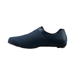 Buty szosowe męskie Shimano SH-RC302. Niebieskie buty sportowe męskie Shimano, bez zapięcia, rowerowe. Za 538.00 zł.