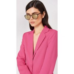 Le Specs Okulary przeciwsłoneczne Swizzle - Brown. Brązowe okulary przeciwsłoneczne damskie Le Specs. Za 202.95 zł.