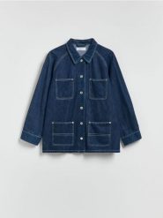 Jeansowa kurtka z kieszeniami - granatowy. Niebieskie kurtki damskie Reserved, l, bez wzorów, z bawełny, bez kaptura. Za 199.99 zł.