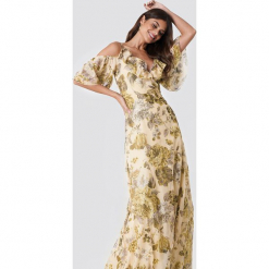 Trendyol Sukienka maxi z nadrukiem w kwiaty - Beige,Multicolor. Sukienki damskie marki Trendyol. W wyprzedaży za 141.97 zł.