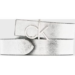 Calvin Klein - Pasek. Paski damskie marki Calvin Klein. W wyprzedaży za 219.90 zł.