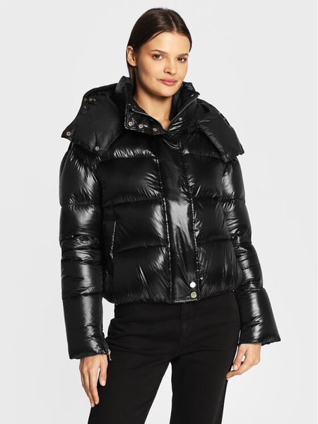 Patrizia Pepe Kurtka puchowa 2O0050/A9M0-K103 Czarny Regular Fit. Czarne kurtki damskie Patrizia Pepe, m, bez wzorów, z puchu, bez kaptura. Za 2,189.00 zł.