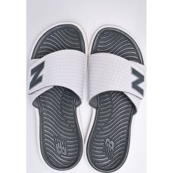 New Balance - Klapki. Klapki męskie marki New Balance. W wyprzedaży za 119.90 zł.
