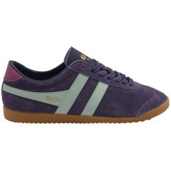 Sneakersy damscy Gola Bullet Suede Trainer. Fioletowe obuwie sportowe damskie Gola, bez wzorów. W wyprzedaży za 352.00 zł.