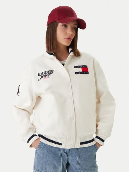 Tommy Jeans Kurtka bomber DW0DW22585 Biały Relaxed Fit. Białe kurtki damskie Tommy Jeans, m, bez wzorów, z bawełny, bez kaptura. Za 1,099.00 zł.