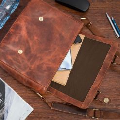 Torba męska skórzana na laptopa ramię komputer duża nubuk brązowa Beltimore N16. Brązowe torby na laptopa męskie bez wzorów, z nubiku. Za 329.90 zł.