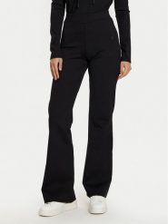 Guess Spodnie dzianinowe V5RB06 KCLH0 Czarny Regular Fit. Czarne spodnie materiałowe damskie Guess, xl, z aplikacjami, z dzianiny. Za 189.99 zł.