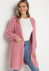 Różowy Niezapinany Kardigan z Wełną i Wsuwanymi Kieszeniami Riabelle. Czerwone kardigany damskie Born2be, bez wzorów, z jeansu, eleganckie, długie. Za 99.99 zł.