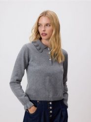 Sweter z falbankami - szary. Szare swetry damskie Reserved, l, bez wzorów, z dzianiny, bez kołnierzyka, bez ramiączek, bez kaptura. W wyprzedaży za 69.99 zł.