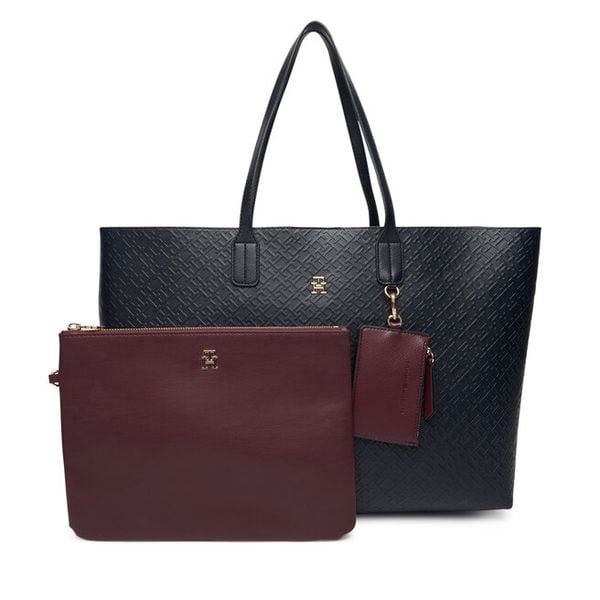 Torebka Tommy Hilfiger. Niebieskie torebki do ręki damskie Tommy Hilfiger, bez wzorów, bez dodatków. Za 472.99 zł.