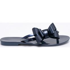 Melissa - Japonki Harmonic Bow. Szare klapki damskie Melissa, z gumy. W wyprzedaży za 149.90 zł.
