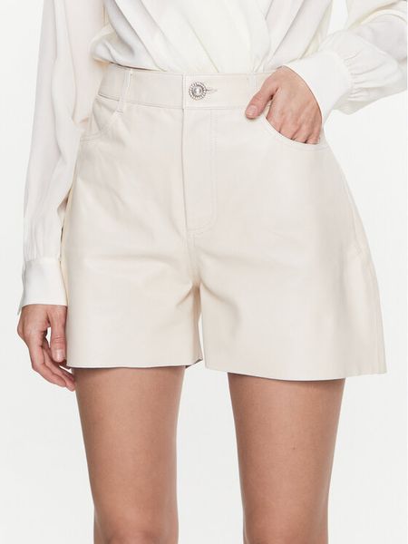 Custommade Szorty skórzane Nava 999418711 Écru Regular Fit. Szorty damskie Custommade, s, bez wzorów, ze skóry. Za 1,499.00 zł.