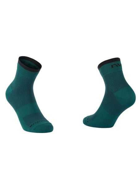 Skarpety rowerowe NORTHWAVE Origin Sock zielony. Zielone skarpety męskie Northwave, bez wzorów. Za 38.35 zł.