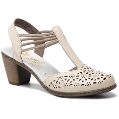 Sandały Rieker. Czerwone sandały damskie Rieker, bez wzorów, bez obcasa, na płaskiej podeszwie, bez zapięcia. Za 319.99 zł.