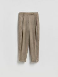 Spodnie w drobną kratę - brązowy. Brązowe spodnie materiałowe damskie Reserved, l, bez wzorów, z tkaniny. Za 149.99 zł.