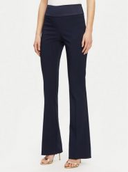 Rinascimento Spodnie materiałowe CFC0123106003 Granatowy Regular Fit. Niebieskie spodnie materiałowe damskie Rinascimento, xs, bez wzorów, z materiału. Za 249.99 zł.