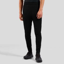 Spodnie techniczne męskie ODLO Zeroweight Pants Regular Length. Czarne spodnie snowboardowe męskie Odlo, m, bez wzorów, z elastanu, do biegania. Za 395.95 zł.