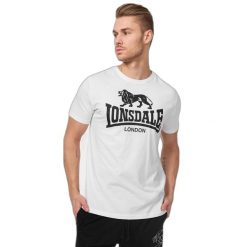 T-shirt o klasycznym kroju Lonsdale Logo. Białe koszulki sportowe męskie Lonsdale, bez wzorów, z bawełny, klasyczne, bez kołnierzyka. Za 142.00 zł.