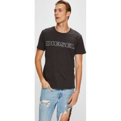 Diesel - T-shirt/polo UMLT.JAKE.0DARX. Szare koszulki polo męskie Diesel, z nadrukiem, z dzianiny. W wyprzedaży za 149.90 zł.