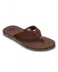 Sandały dla Mężczyzn CARVER SUEDE RECYCLED Brązowy. Brązowe sandały męskie Quiksilver, z gumy, bez zapięcia. Za 104.99 zł.