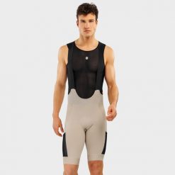 Spodenki rowerowe Gravel męskie SIROKO Rocket. Brązowe buty sportowe męskie SIROKO, z nylonu, bez zapięcia, rowerowe. Za 508.00 zł.