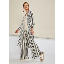 Answear - Koszula Stripes Vibes. Bluzki damskie ANSWEAR. W wyprzedaży za 59.90 zł.