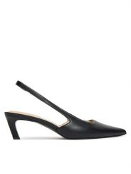 Calvin Klein Czółenka Ess Kitten Heel Sling Back HW0HW02641 Czarny. Czarne czółenka damskie Calvin Klein, bez wzorów, ze skóry, bez obcasa, bez zapięcia. Za 419.99 zł.