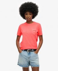 Superdry T-shirt damski Essential Logo Gd Pocket 100% bawełna organiczna –. Brązowe t-shirty damskie Superdry., bez wzorów, z bawełny, bez kołnierzyka. Za 91.75 zł.