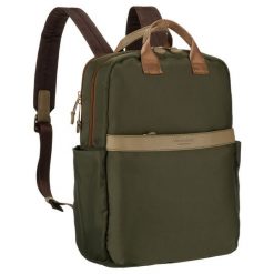 Plecak damski z nylonu w zielonym kolorze zamykany suwakiem - Peterson. Zielone plecaki damskie Peterson, bez wzorów, z nylonu. Za 119.99 zł.