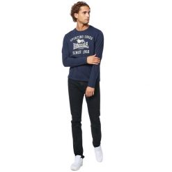 Koszulka z długim rękawem o regularnym kroju Lonsdale Auldearn. Białe buty sportowe męskie Lonsdale, z bawełny, bez zapięcia, na fitness i siłownię. Za 185.50 zł.